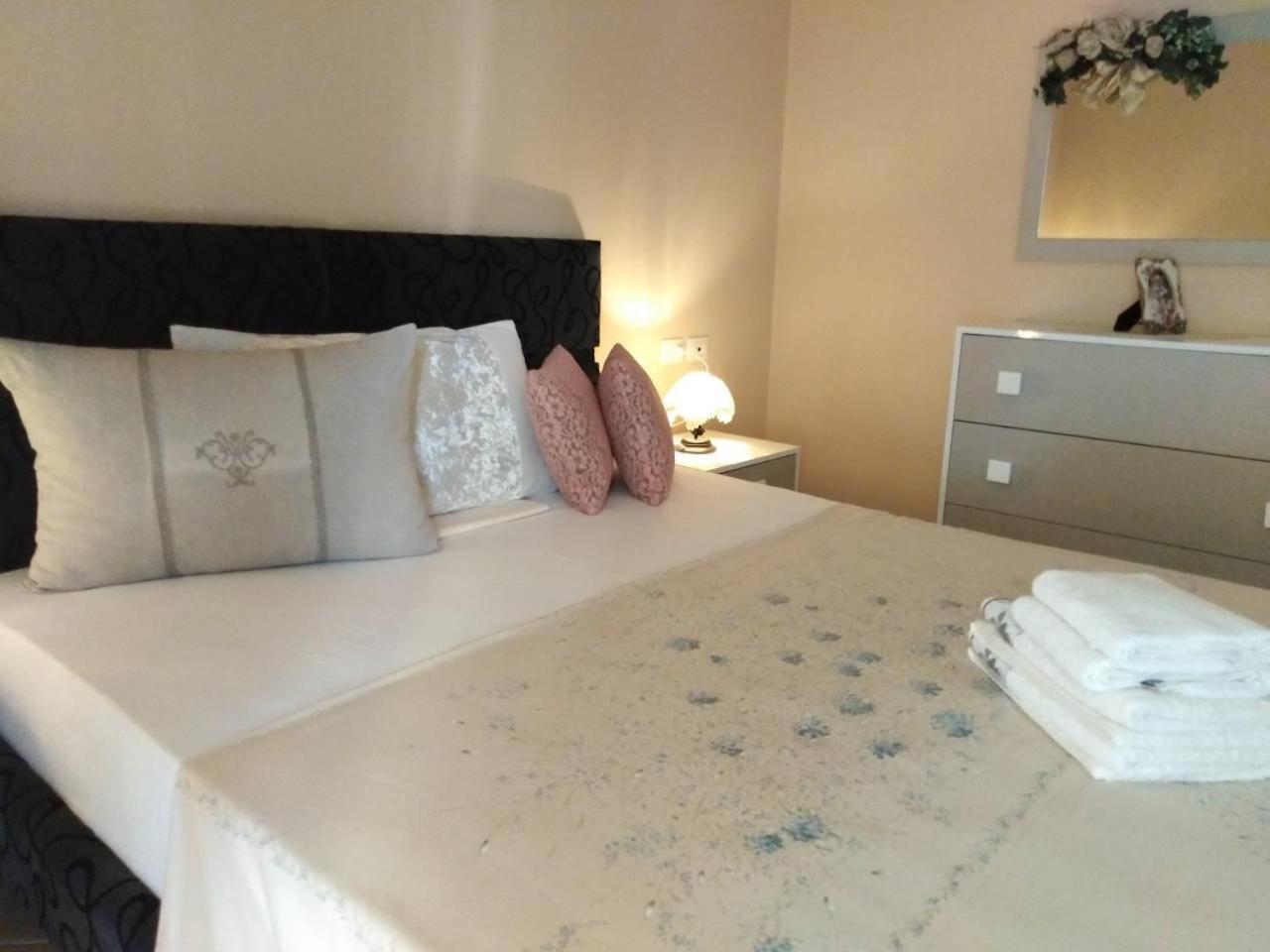 Jelena'S Luxury Apartments Sarande Luaran gambar