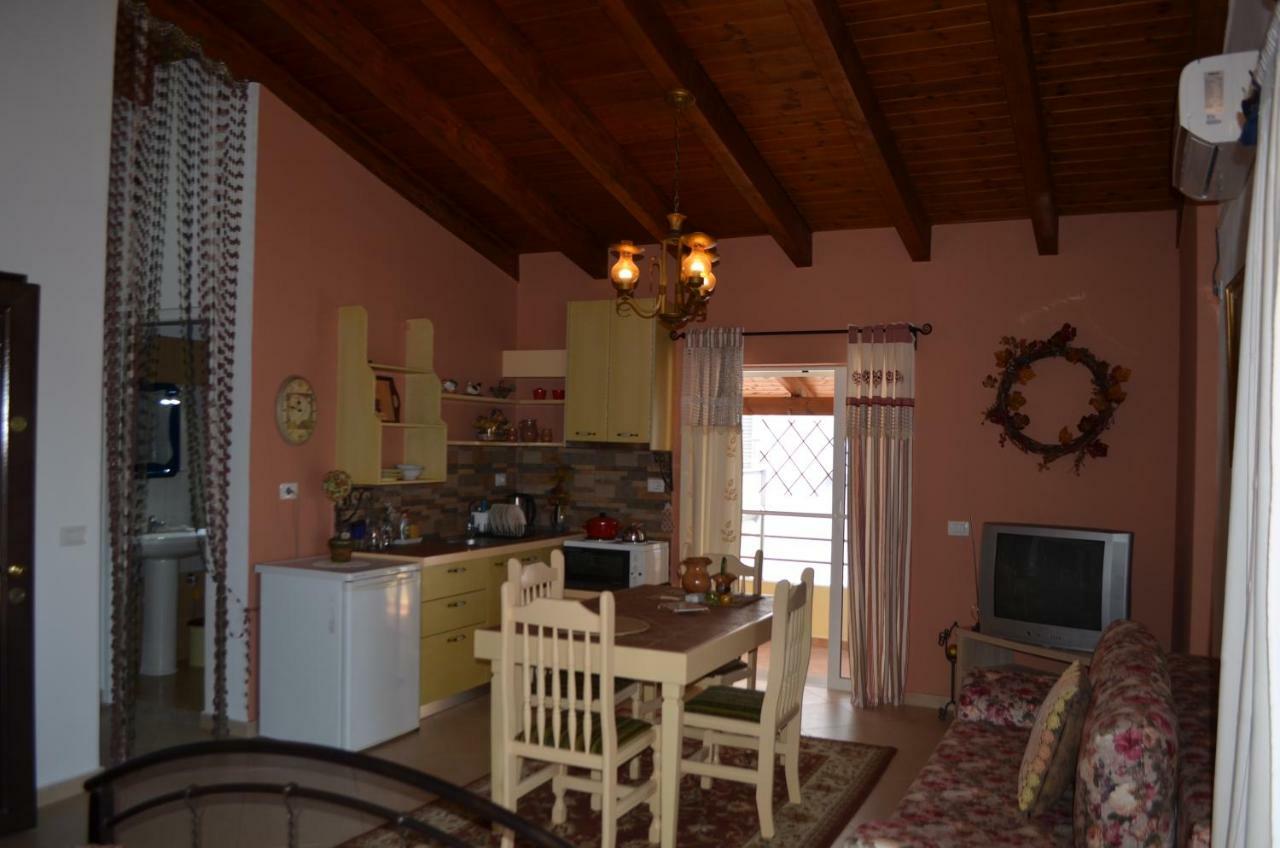 Jelena'S Luxury Apartments Sarande Luaran gambar
